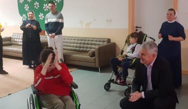 Predsjednik Čović posjetio Udrugu Vedri osmjeh, Rehabilitacijski centar Sveta obitelj te Udrugu za down sindrom u Mostaru